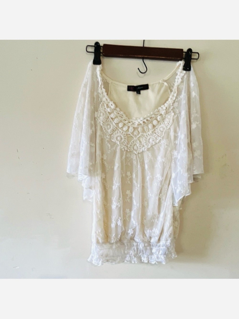 HeartSoul Ivory White Floral Lace Sheer Scoop Neck Pullover Blouse Crochet L